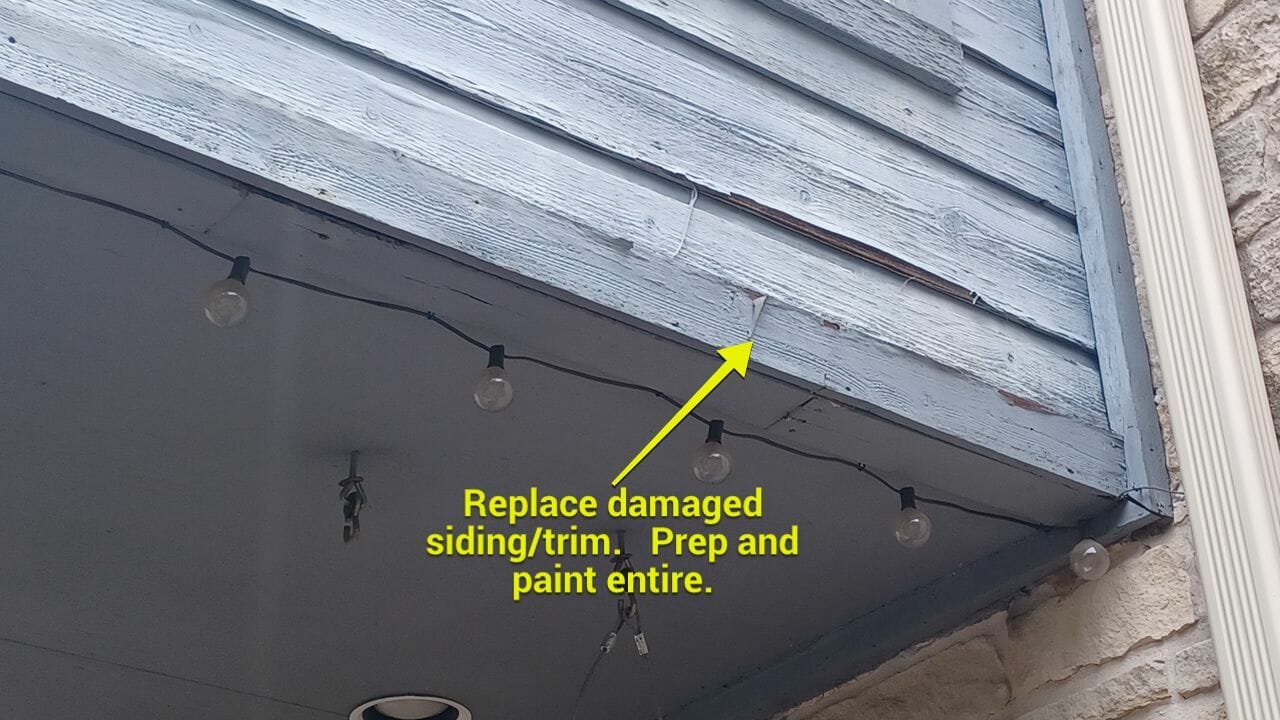 Damaged Siding on home that needs to be replaced